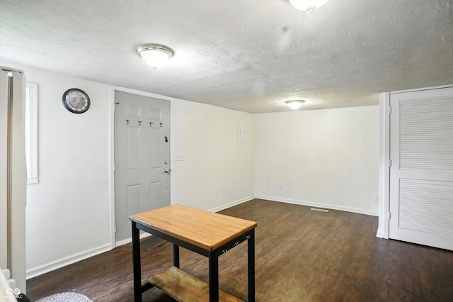 1120 W 5th St, Greenfield, IN 46140 - photo 13