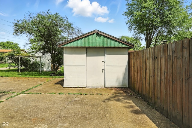1120 W 5th St, Greenfield, IN 46140 - photo 31