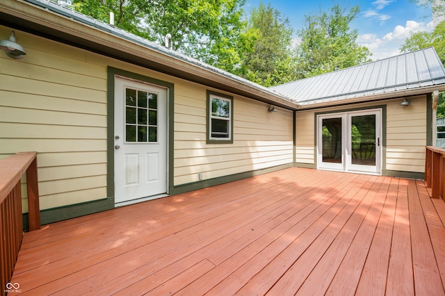 5800 S Shore Dr, Nashville, IN 47448 - view of wooden terrace