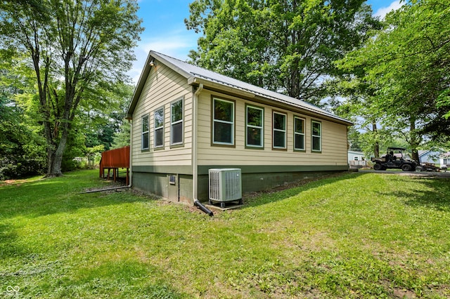5800 S Shore Dr, Nashville, IN 47448 - view of side of property featuring a yard and a metal roof
