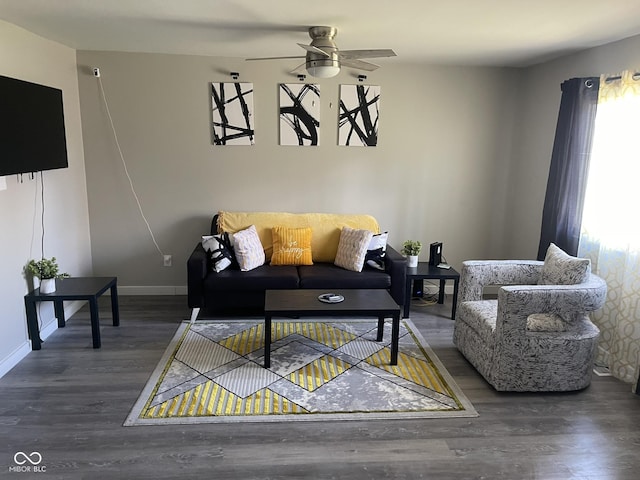 880 N Avon Ave, Avon, IN 46123 - living area featuring wood finished floors and ceiling fan