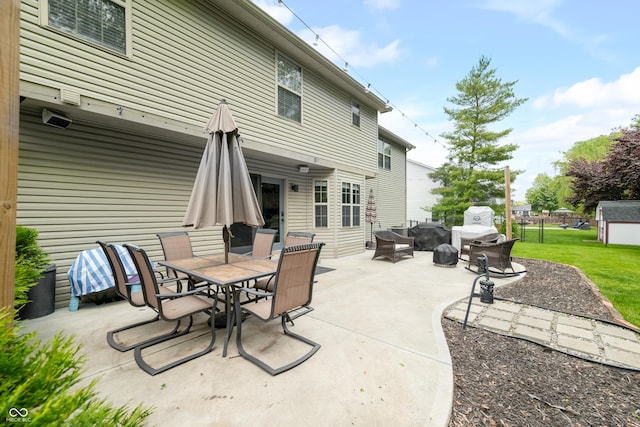 7833 Meadow Bend Dr, Indianapolis, IN 46259 - view of patio with outdoor dining space and an outdoor structure