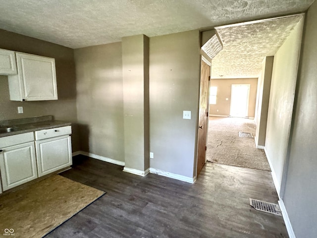 914 N Oakland Ave, Indianapolis, IN 46201 - photo 17