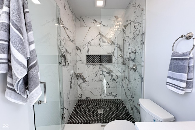 2051-2053 Columbia Ave, Indianapolis, IN 46202 - full bath featuring toilet and a marble finish shower