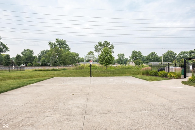 47 Torrey Pine Dr, Brownsburg, IN 46112 - view of patio with community basketball court