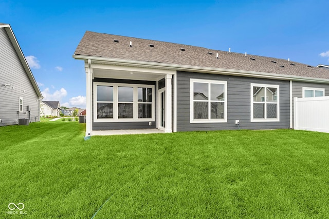 12516 Morning Ridge Way, Noblesville, IN 46060 - back of house featuring a shingled roof
