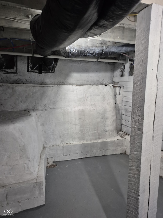 1501 California St, Columbus, IN 47201 - view of basement