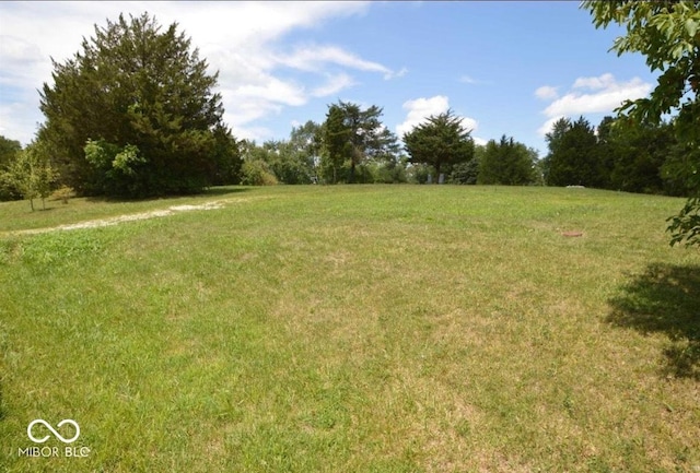2743-2744 Worthington Way N, Vernon, IN 47265