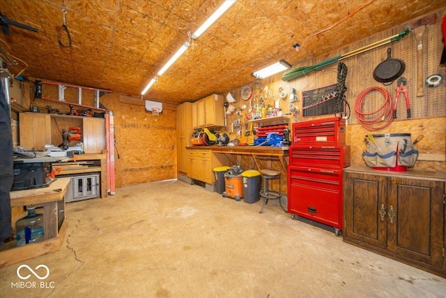 7728 W 200 S, New Palestine, IN 46163 - below grade area with a workshop area