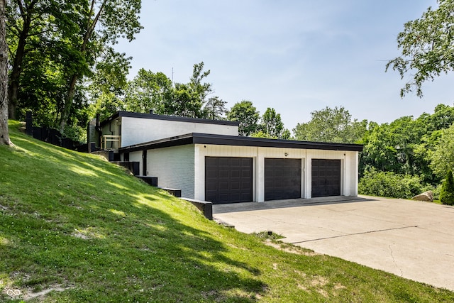 6164 Afton Crst, Indianapolis, IN 46220 - view of detached garage