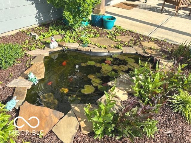 520 Ferndale Ln, Danville, IN 46122 - exterior view of a small pond