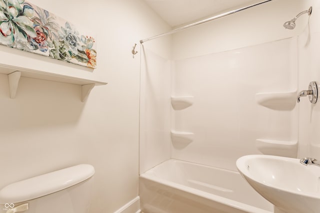 525 Orange St, Indianapolis, IN 46203 - full bath featuring a sink and bathtub / shower combination