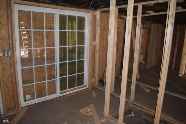 827 W 9th St, Anderson, IN 46016 - view of misc room