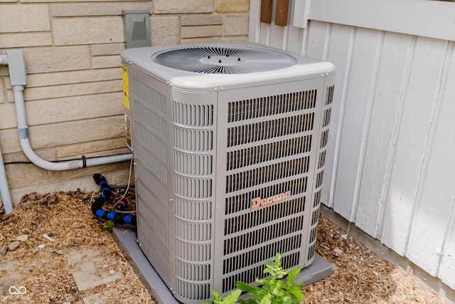 91 N Raceway Rd, Indianapolis, IN 46234 - exterior view of a cooling unit