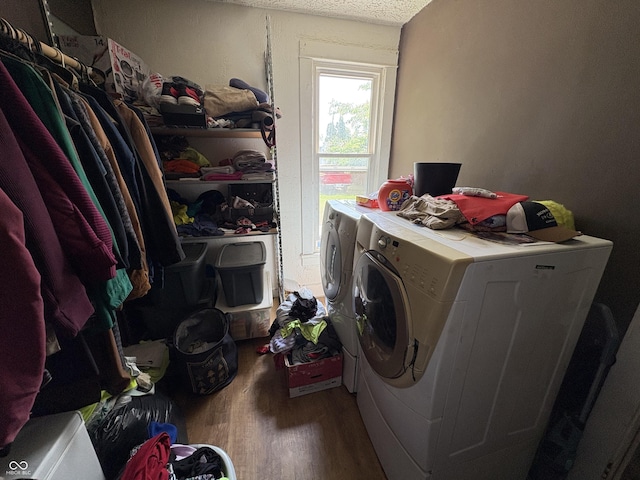 1809 E 13th St, Muncie, IN 47302 - laundry area featuring independent washer and dryer and wood finished floors