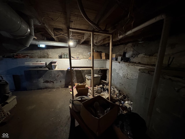 1809 E 13th St, Muncie, IN 47302 - view of unfinished basement