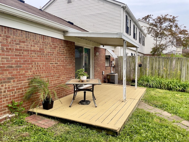 7392 S Meridian St, Indianapolis, IN 46217 - view of wooden deck