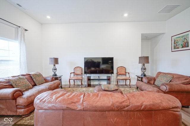 6608 W Shoreline Ct, Greenfield, IN 46140 - living area with wood finished floors and recessed lighting