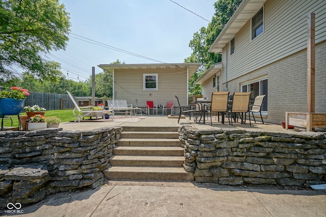 1524 Northcrest Dr, Anderson, IN 46012 - view of patio with outdoor dining space