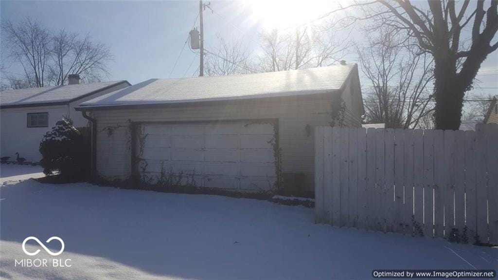 5473 E 19th St, Indianapolis, IN 46218 - photo 2
