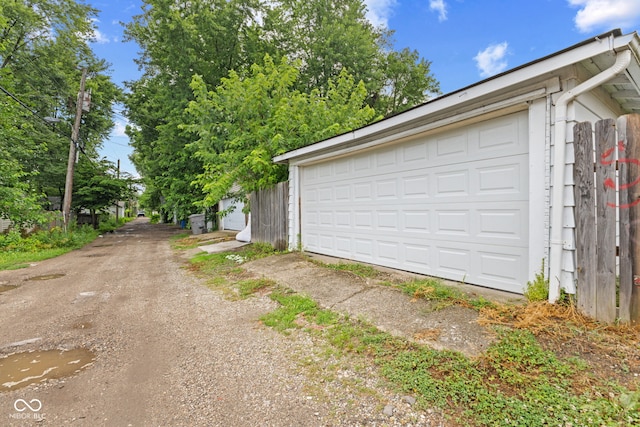410 N Berwick Ave, Indianapolis, IN 46222 - photo 42