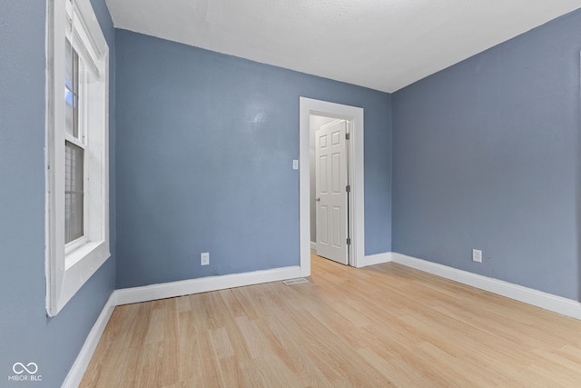 410 N Berwick Ave, Indianapolis, IN 46222 - photo 25