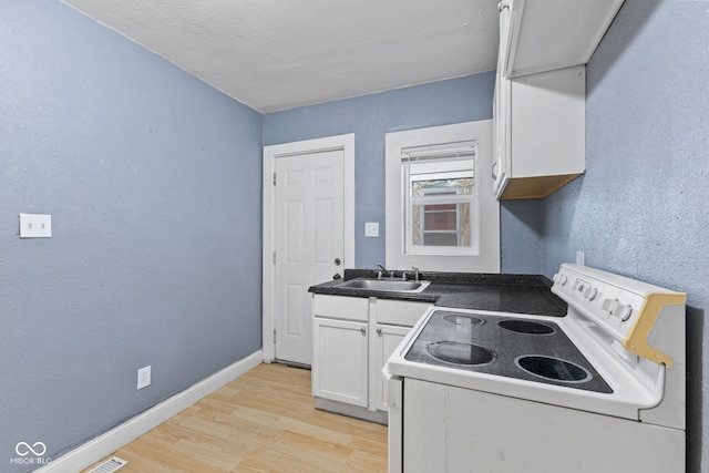 410 N Berwick Ave, Indianapolis, IN 46222 - photo 29