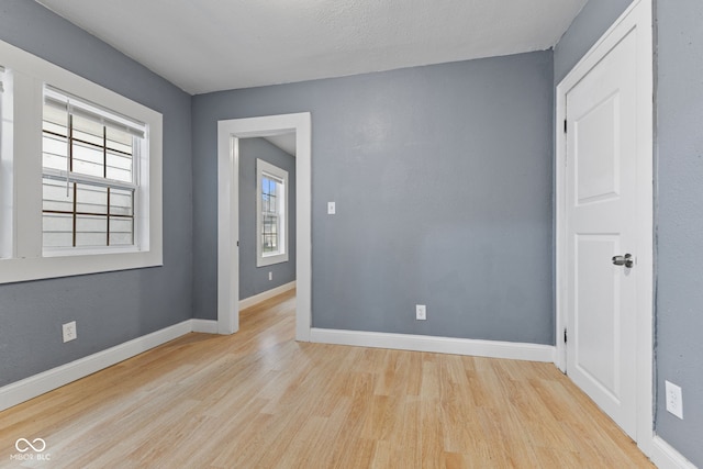 410 N Berwick Ave, Indianapolis, IN 46222 - photo 32