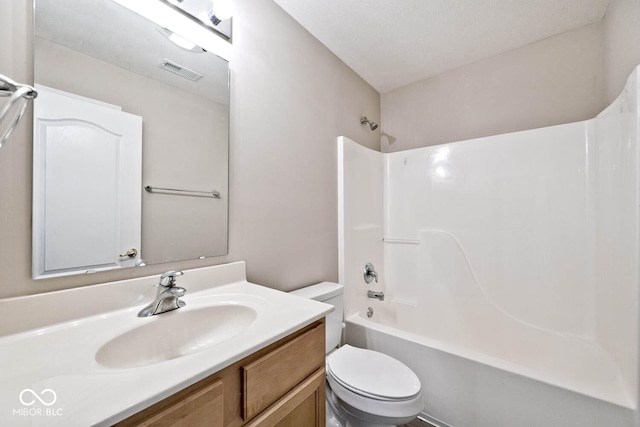10668 Whippoorwill Ln, Indianapolis, IN 46231 - full bath with vanity and washtub / shower combination