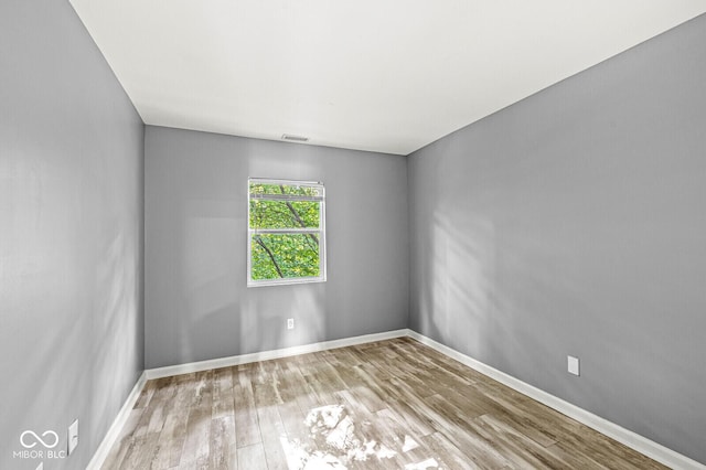 8315 Hewlet Dr, Indianapolis, IN 46268 - photo 17