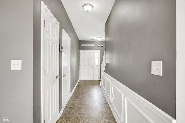 12322 Cool Winds Way W, Fishers, IN 46037 - hallway featuring a decorative wall