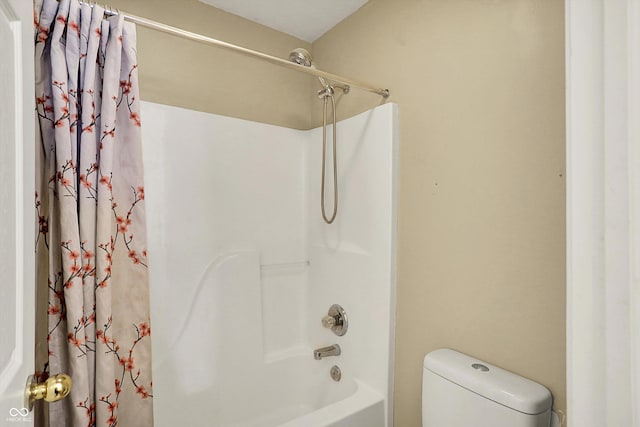 12322 Cool Winds Way W, Fishers, IN 46037 - full bath with toilet and shower / bath combo with shower curtain