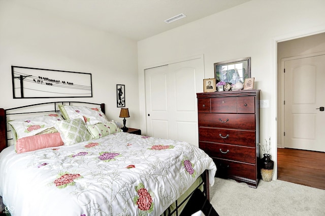 2612 Ruffian Dr, Westfield, IN 46074 - carpeted bedroom with a closet
