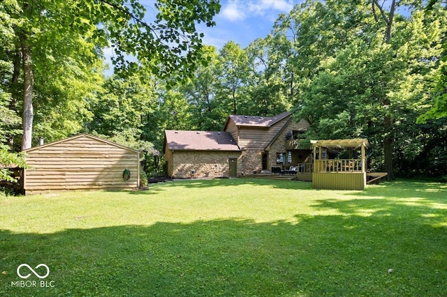 6975 Milhouse Rd, Indianapolis, IN 46221 - view of green lawn