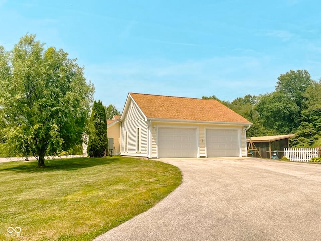 14266 S 125 E, Clinton, IN 47842 - view of side of home featuring a garage