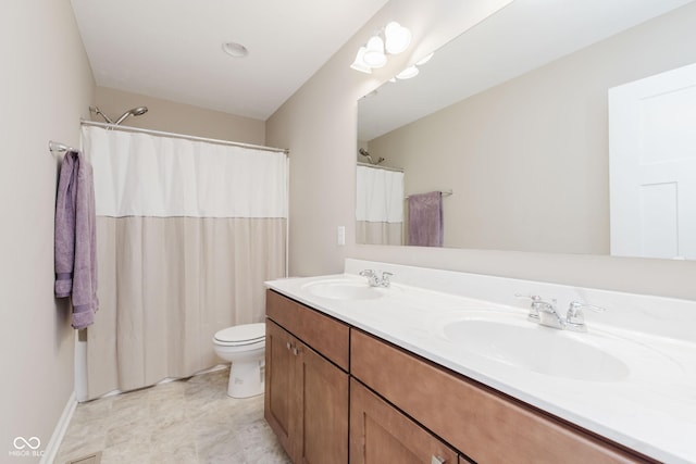 11840 Crossbill Ct, Noblesville, IN 46060 - full bath with double vanity and a shower with curtain