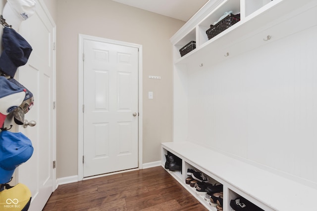 11840 Crossbill Ct, Noblesville, IN 46060 - mudroom with dark wood-style flooring and baseboards