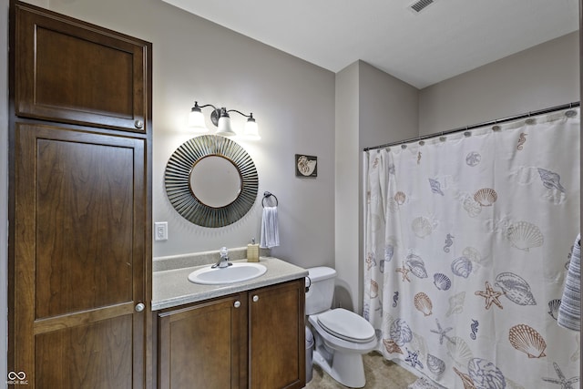 5823 E Sheridan Rd, Monticello, IN 47960 - bathroom featuring vanity and a shower with curtain