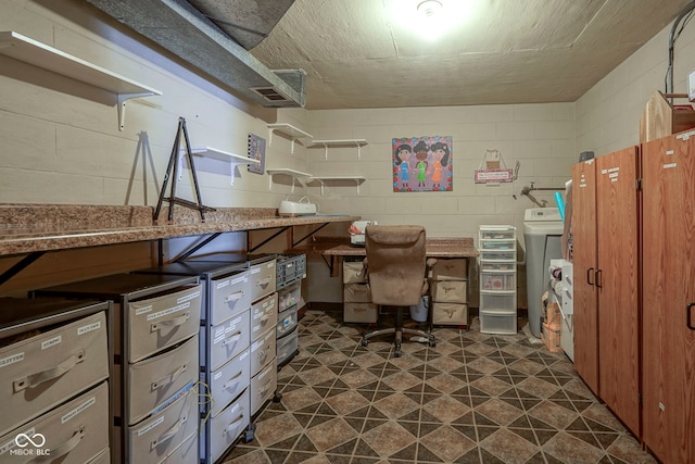 9420 N Kenwood Ave, Indianapolis, IN 46260 - office with concrete block wall and washer / dryer