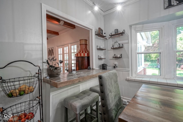 9420 N Kenwood Ave, Indianapolis, IN 46260 - indoor dry bar with crown molding