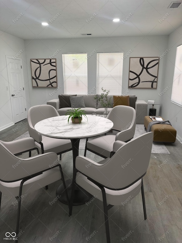 2127 Haines Ave, Indianapolis, IN 46221 - dining area with baseboards