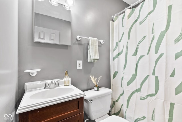 1020 N Ritter Ave, Indianapolis, IN 46219 - full bathroom featuring vanity and a shower with curtain