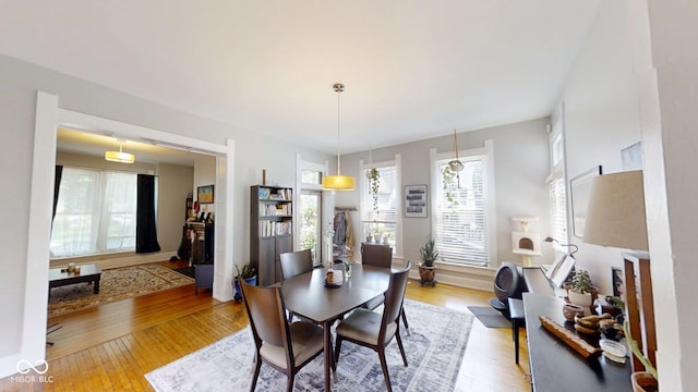 1002 N New Jersey St, Indianapolis, IN 46202 - dining area with light wood finished floors