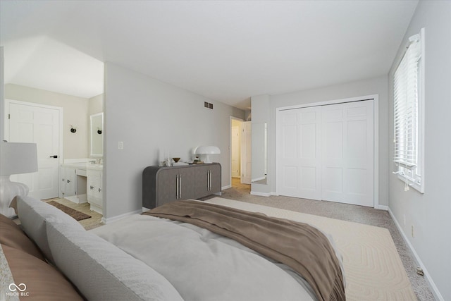 16714 Oak Rd, Westfield, IN 46074 - bedroom featuring a closet, carpet flooring, and ensuite bath
