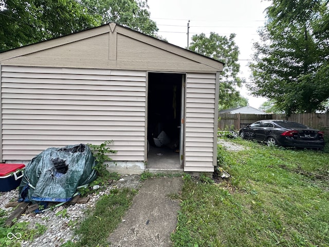 1129 N Pershing Ave, Indianapolis, IN 46222 - view of outbuilding