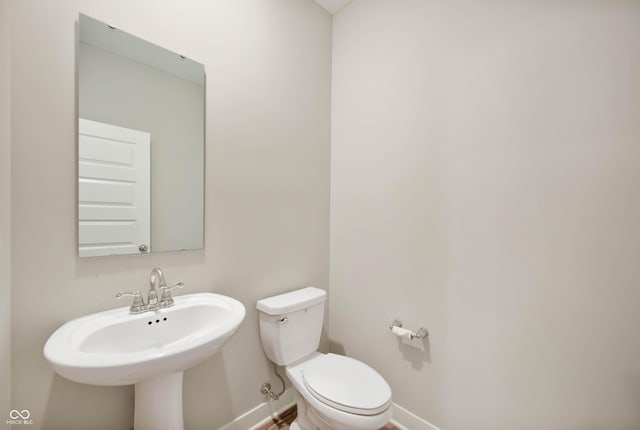 7510 Hillway Dr, Camby, IN 46113 - half bath with baseboards