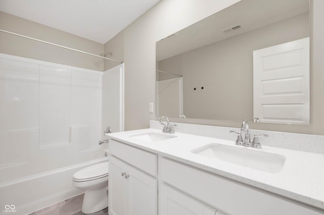 7510 Hillway Dr, Camby, IN 46113 - full bath with double vanity and  shower combination