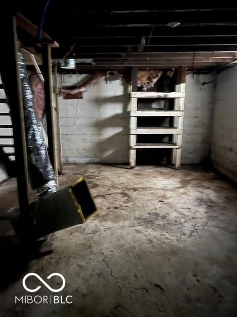 3701 E Vermont St, Indianapolis, IN 46201 - view of unfinished below grade area