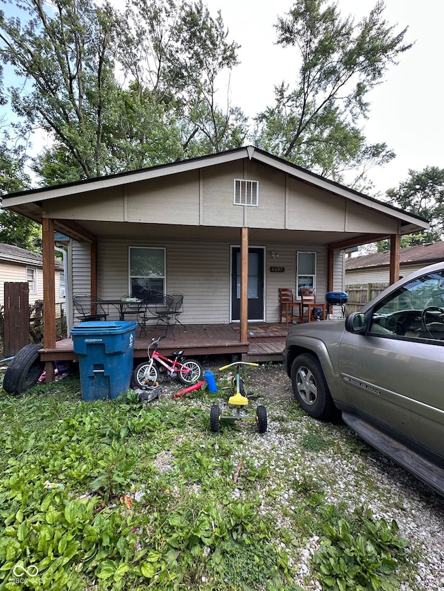 4607 Melrose Ave, Indianapolis, IN 46241 - view of front of property featuring covered porch