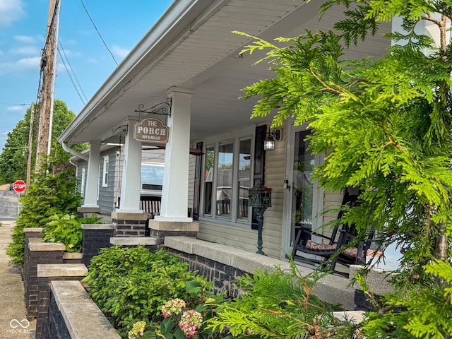 251 N St, Danville, IN 46122 - back of house featuring a porch